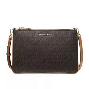 Micheal kors crossbody